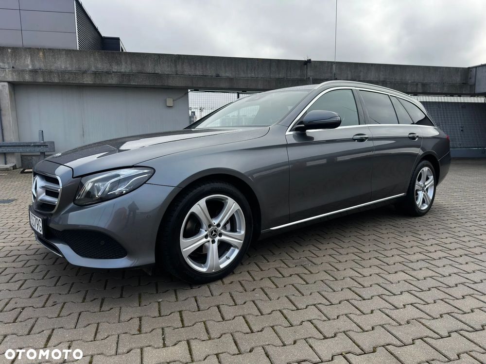 Mercedes-Benz Klasa E 220 d 9G-TRONIC - 3