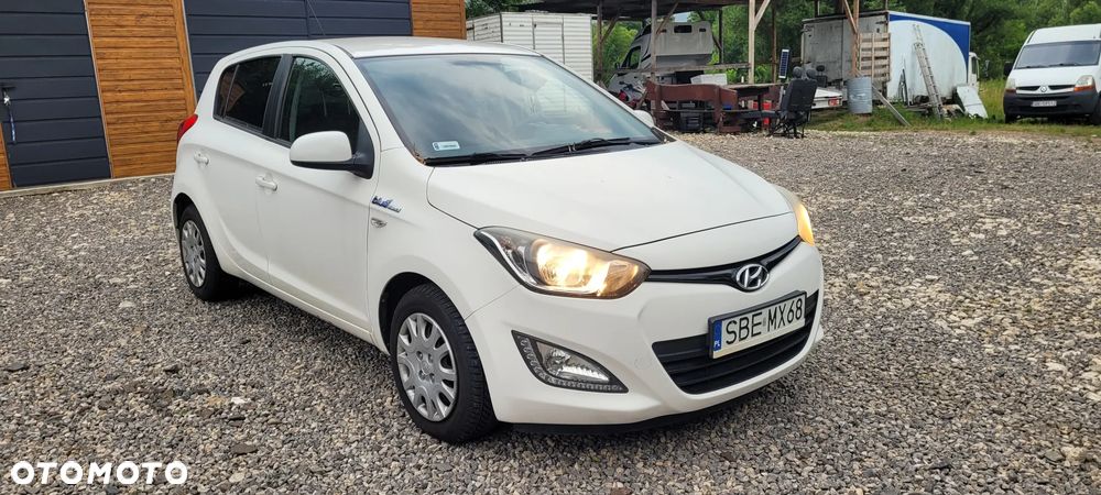 Hyundai i20 1.1 CRDi Style - 31