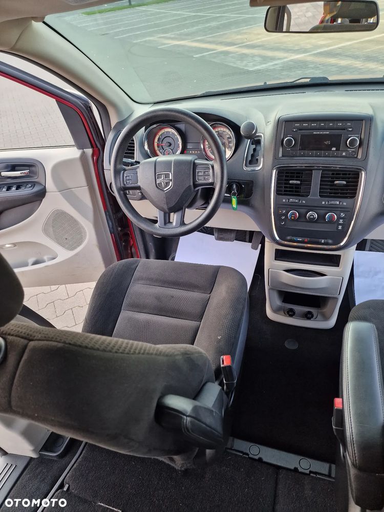 Dodge Grand Caravan 3.6 Express - 24