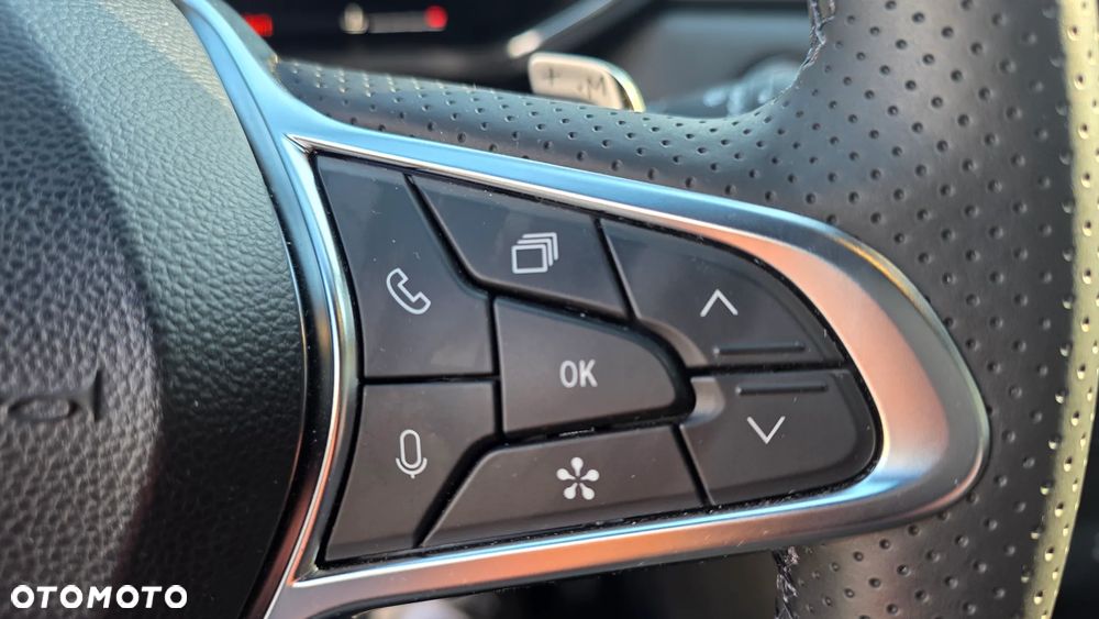 Renault Captur 1.3 TCe mHEV Techno EDC - 22