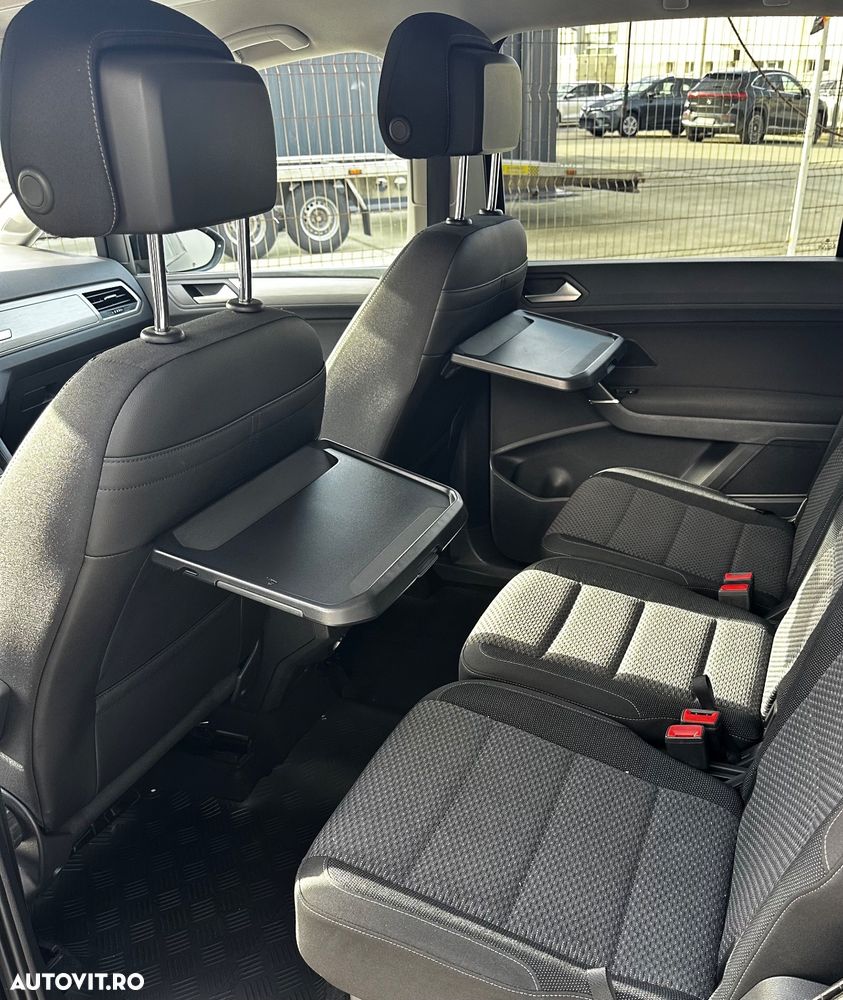 Volkswagen Touran 2.0 TDI DSG Comfortline - 16