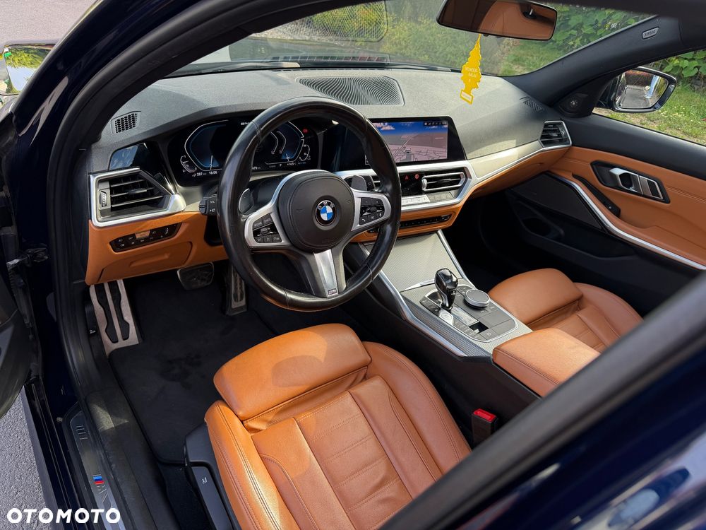 BMW Seria 3 330e M Sport - 19