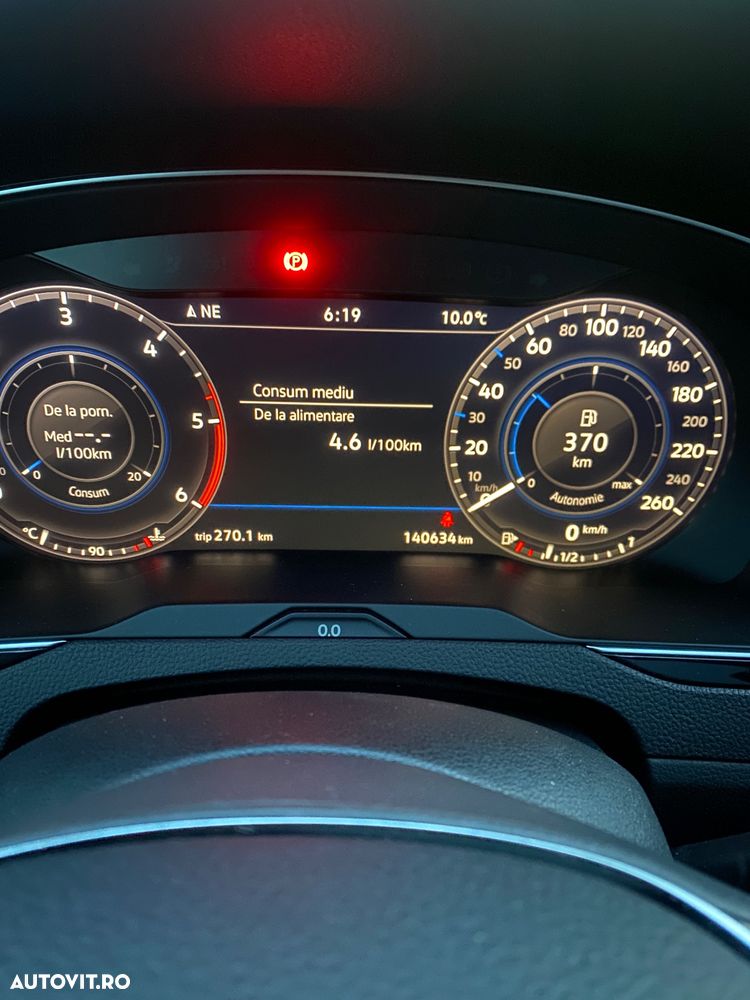 Volkswagen Passat 1.6 TDI R Executive - 13