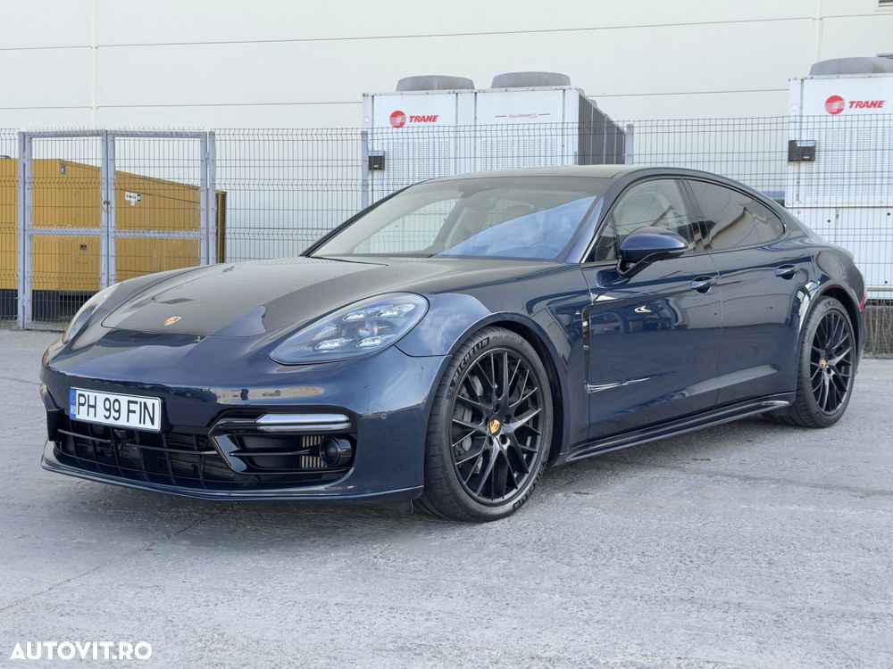 Porsche Panamera 4S - 8