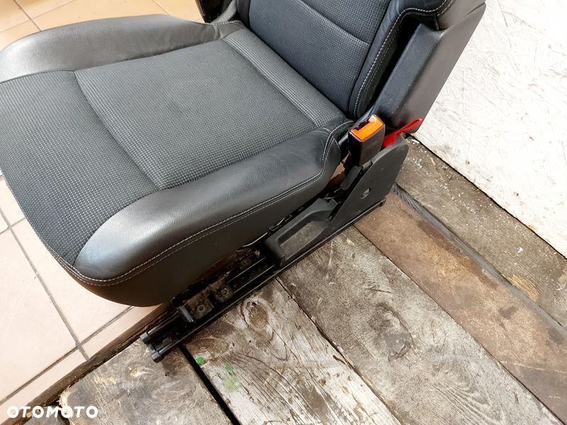 ford s-max mk1 fotel ii 2 rząd środkowy półskóra - 8