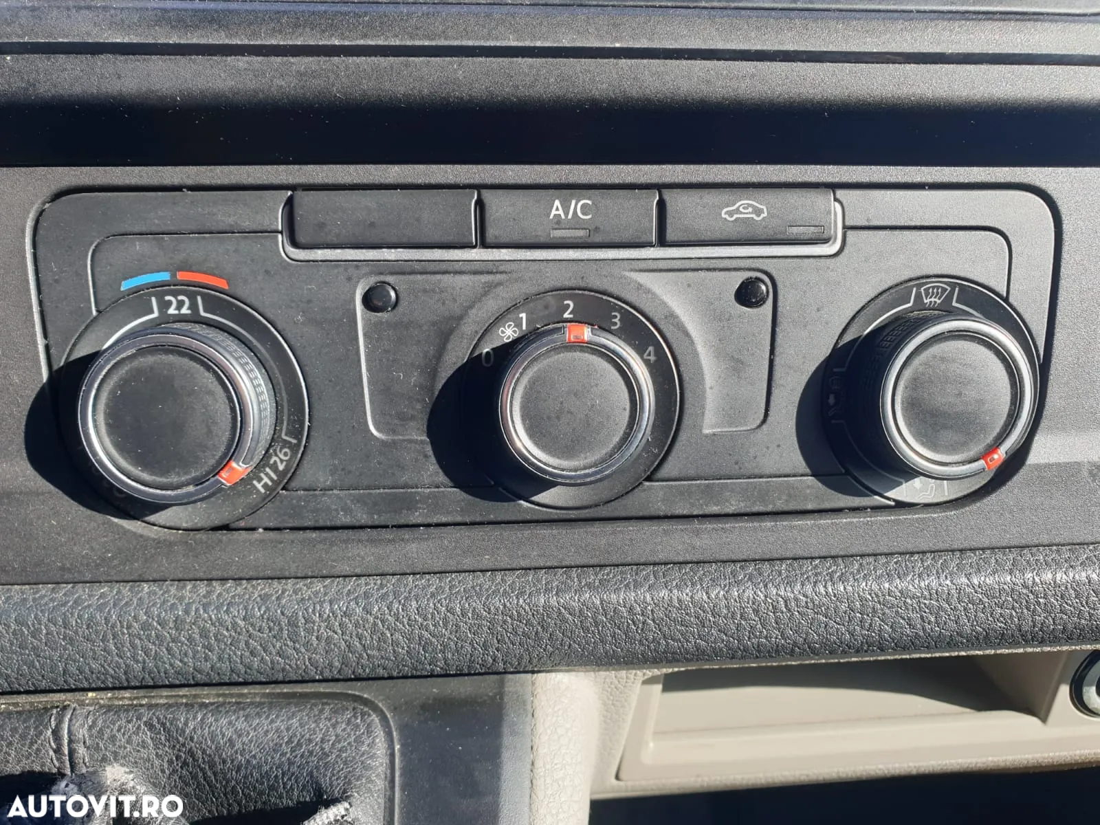 Volkswagen Transporter Kombi T6 2.0 TDI 75 kW LR - 25