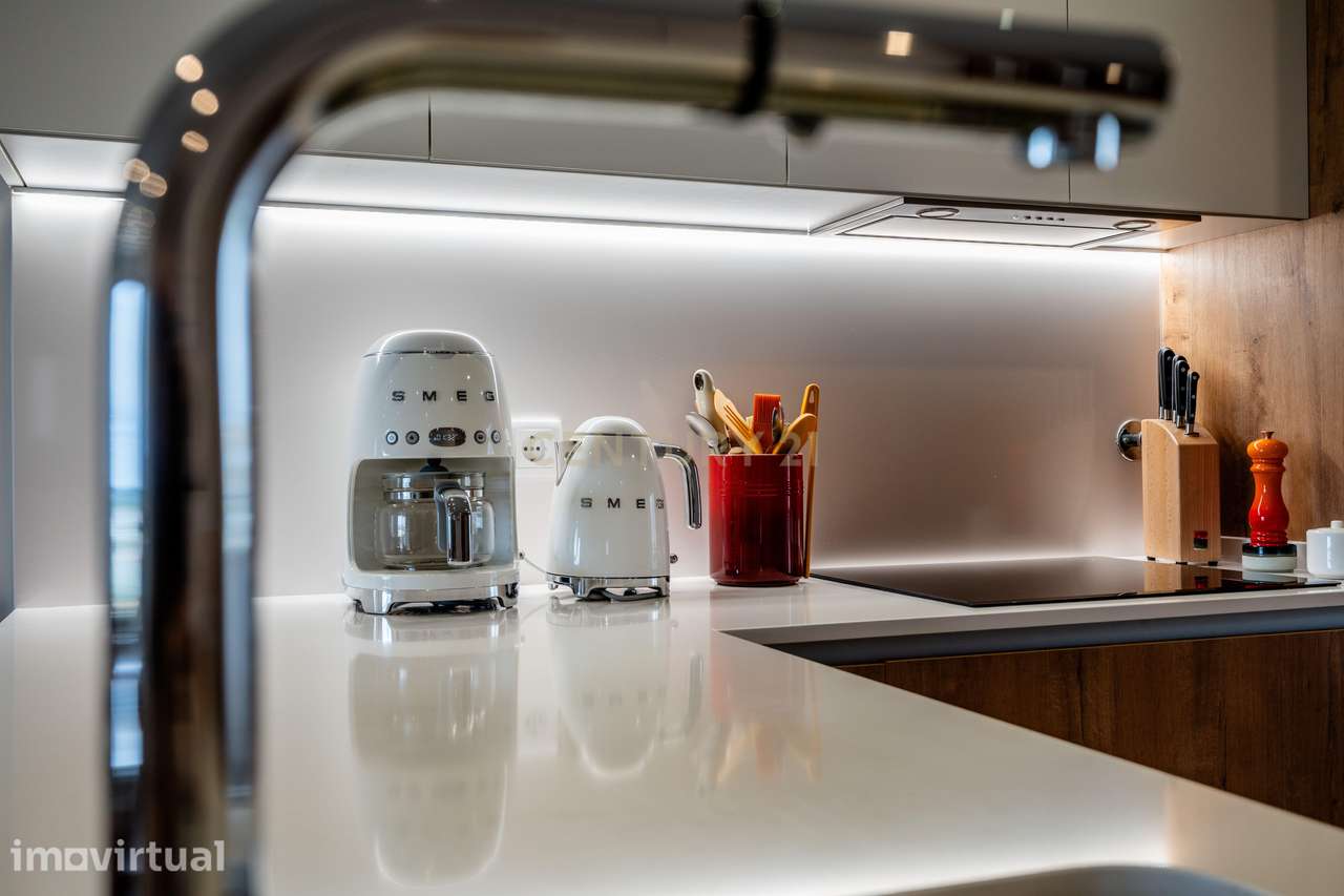 Penthouse T3 de Design com Jacuzzi, Barbecue Napoleon e Roof top de 90 - Grande imagem: 5/43