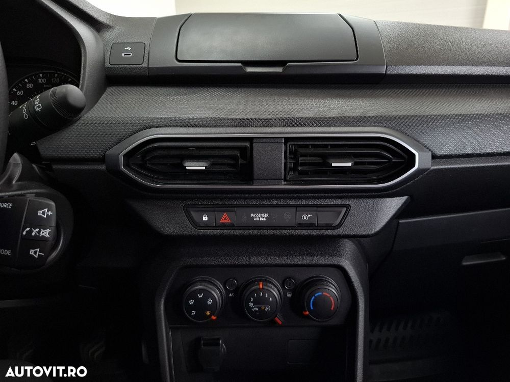Dacia Sandero SCe 65 City - 10