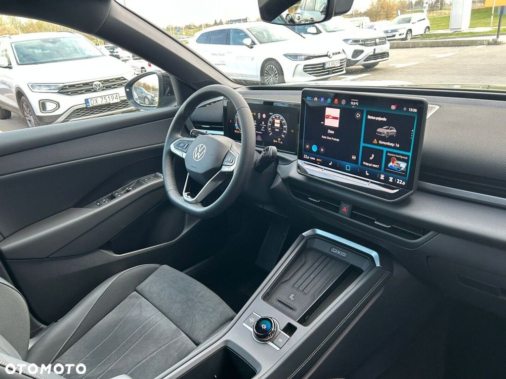Volkswagen T-Roc - 25