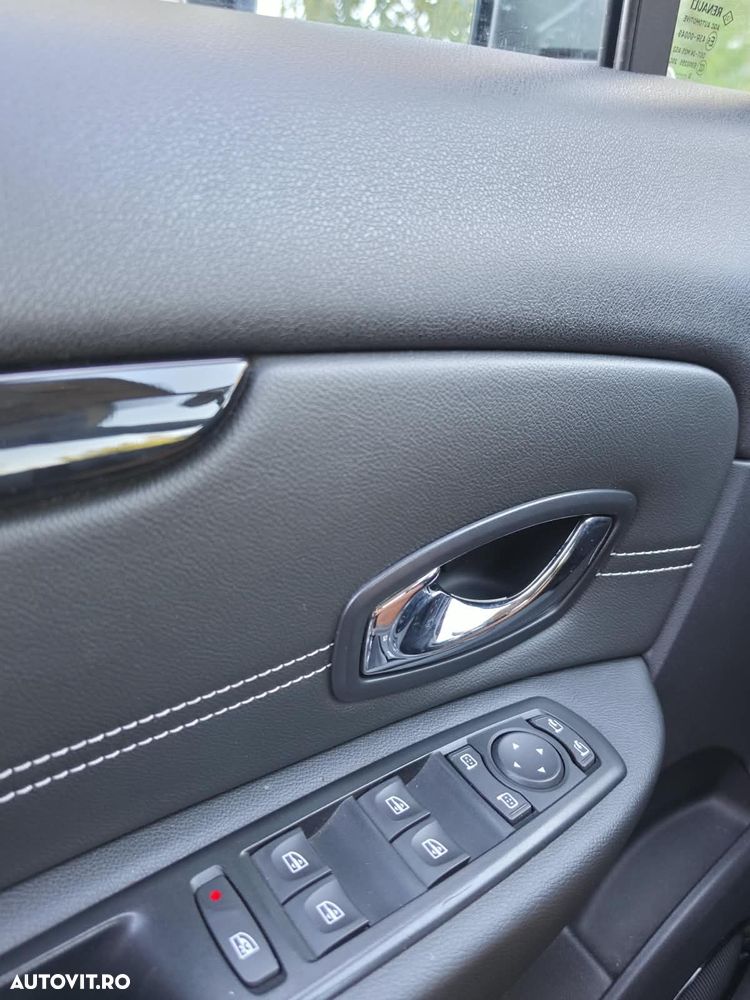 Renault Scenic - 11