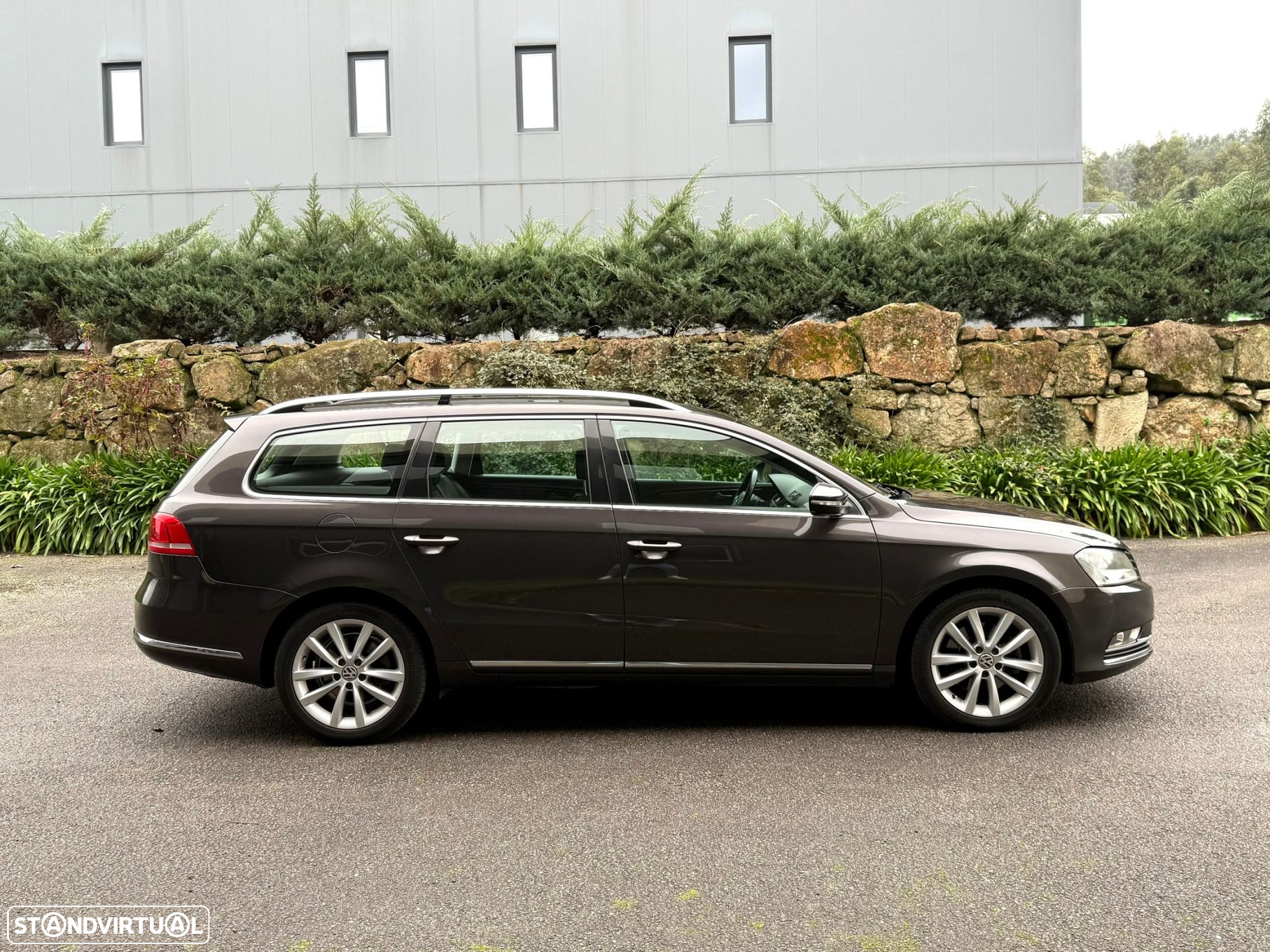 VW Passat Variant 1.6 TDI BlueMotion Highline - 8