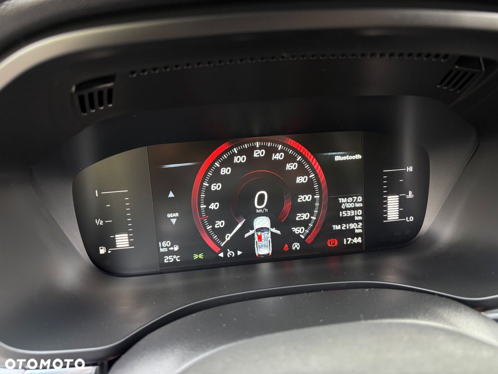 Volvo XC 60 D3 Momentum - 21