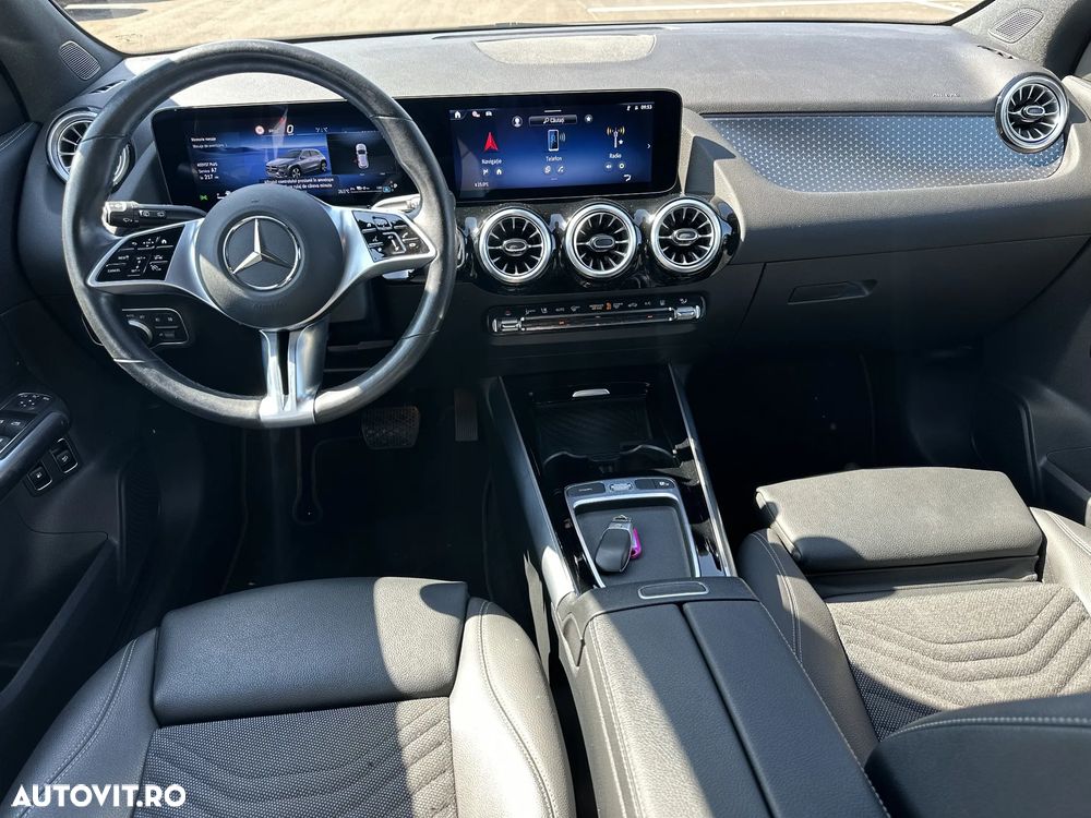 Mercedes-Benz GLA 250 e - 10