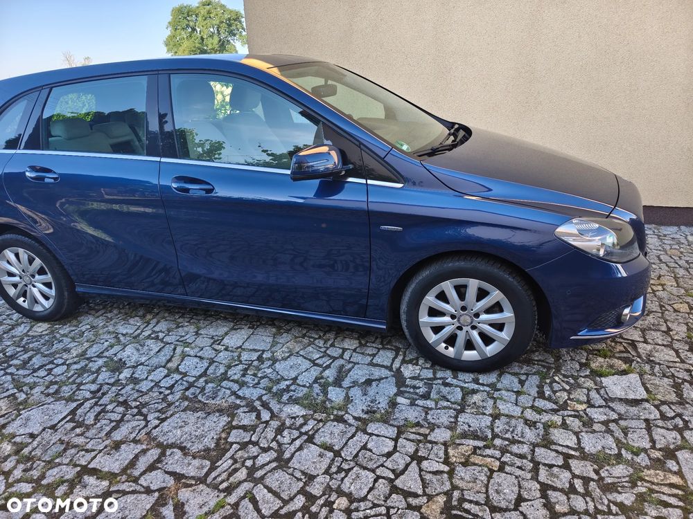 Mercedes-Benz Klasa B 180 CDI (BlueEFFICIENCY) - 14