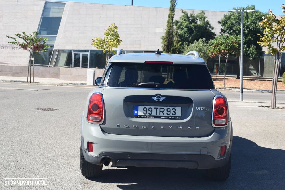 MINI Countryman One D - 4