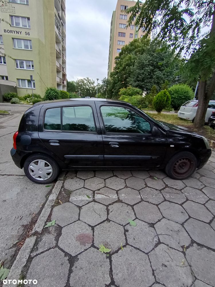 Renault Clio - 1