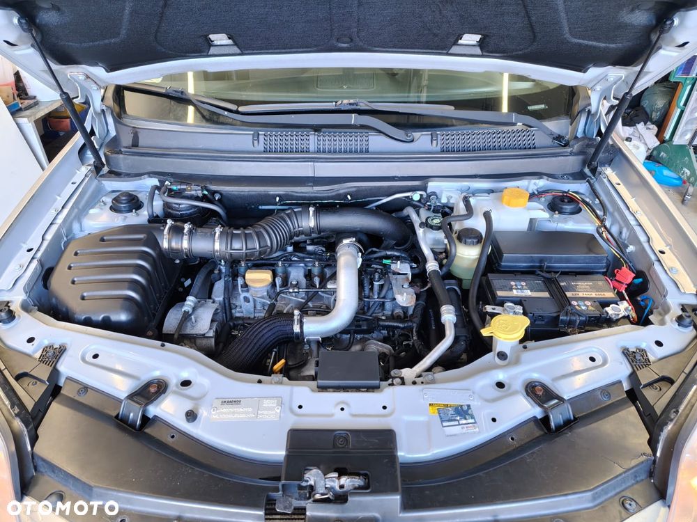 Chevrolet Captiva - 11