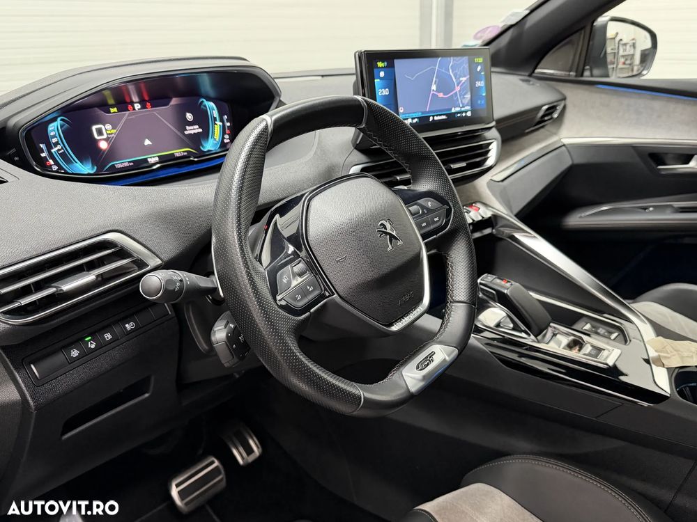 Peugeot 3008 225 e-EAT8 GT Pack - 24