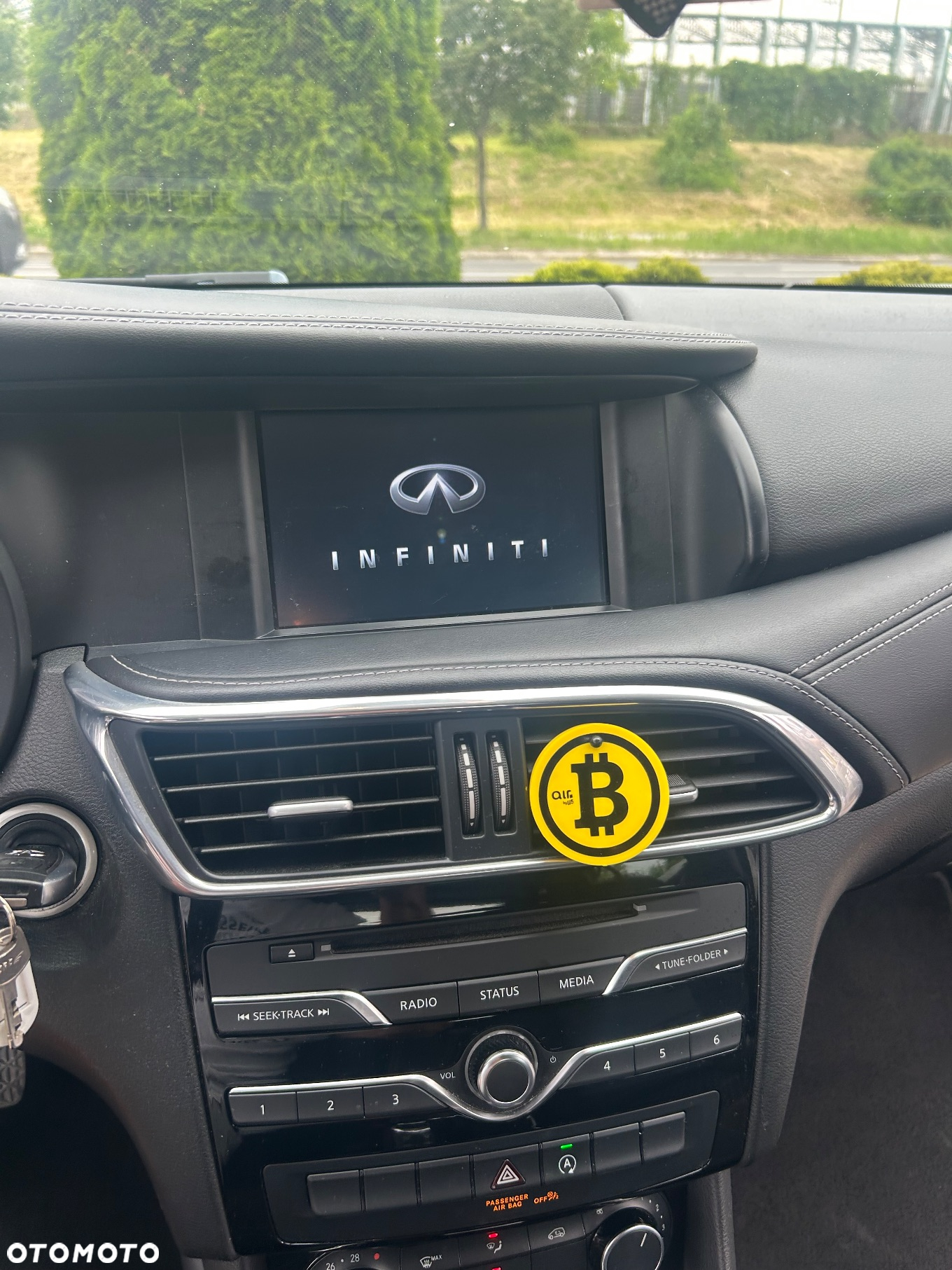 Infiniti Q30 1.5d - 18