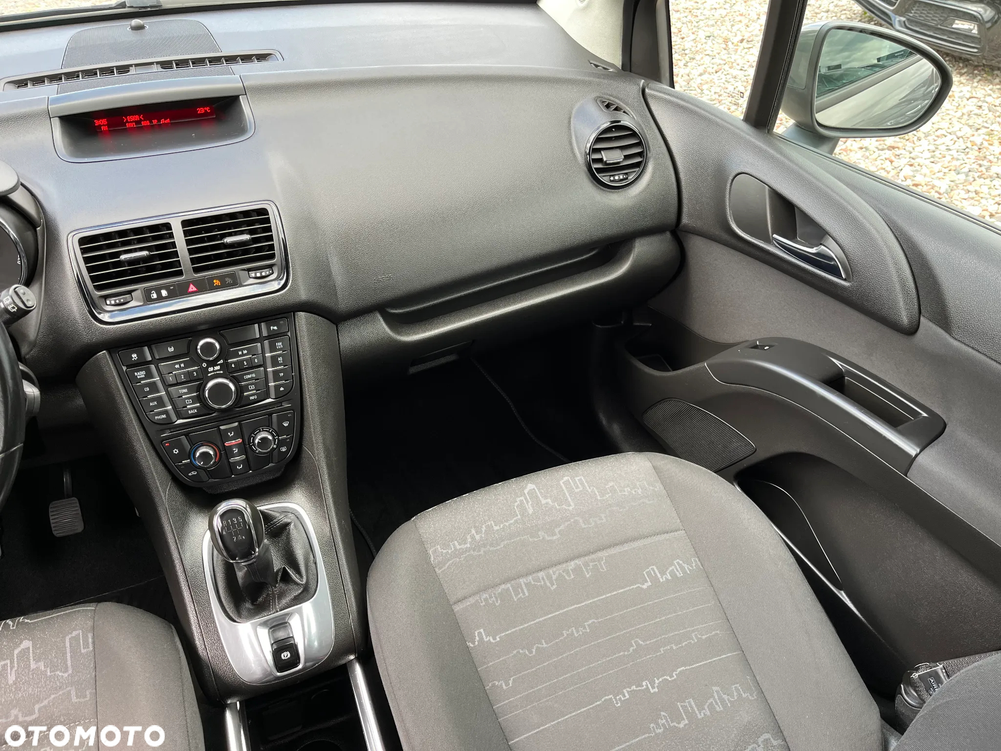 Opel Meriva - 22
