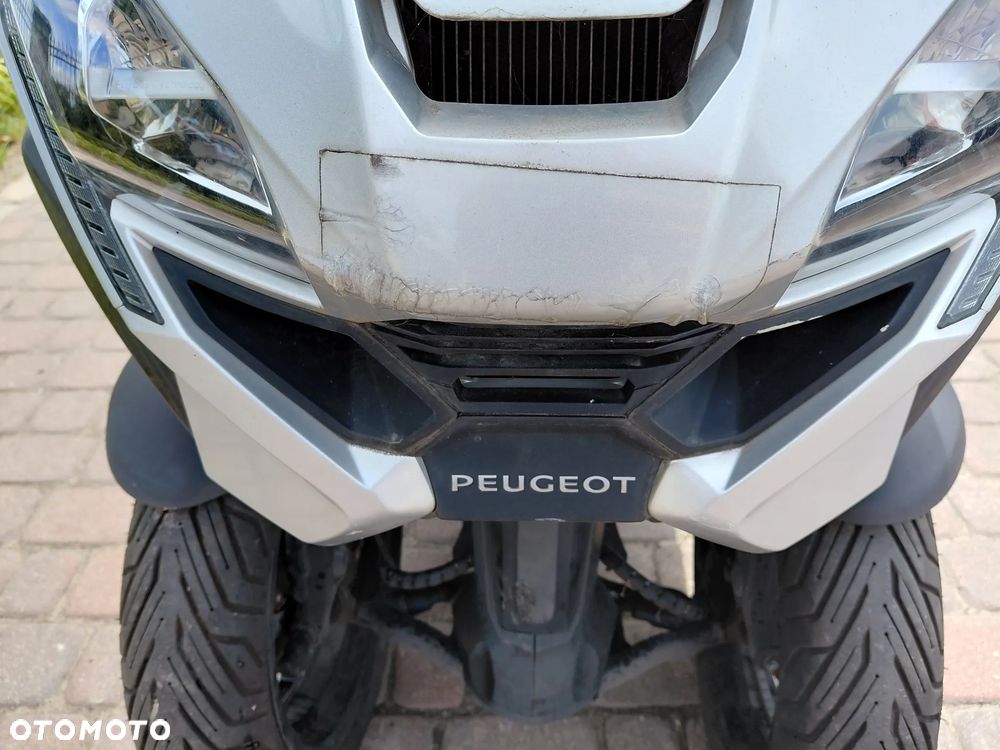 Peugeot Metropolis - 10