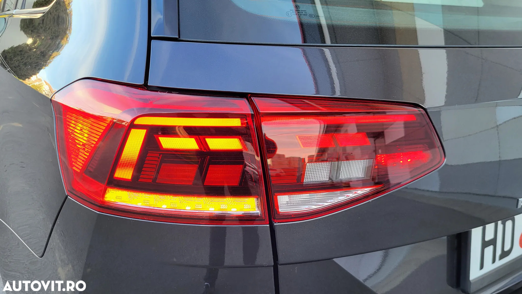Volkswagen Passat Variant 2.0 TDI SCR DSG Comfortline - 25
