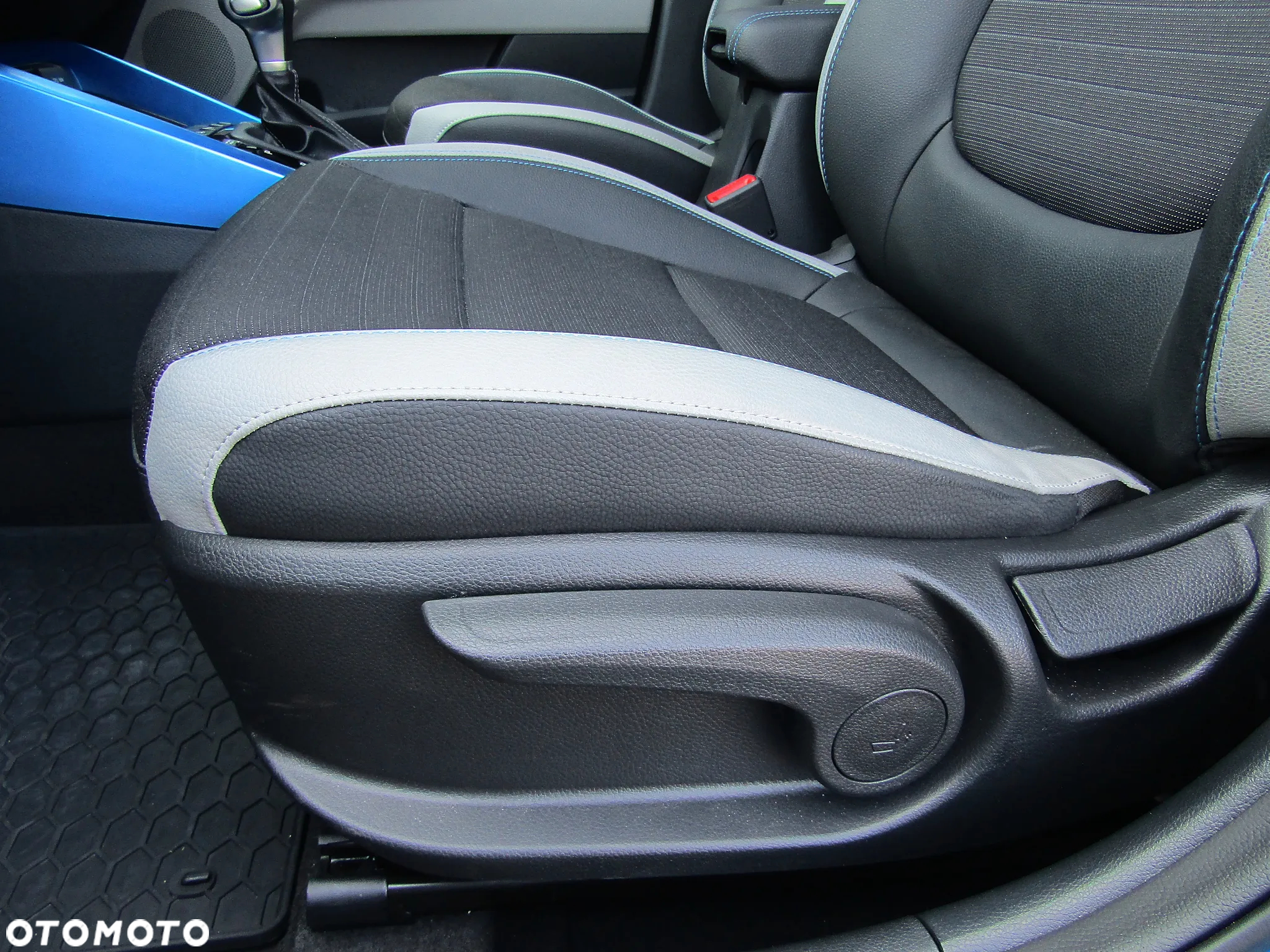 Kia Stonic 1.0 T-GDI L - 23