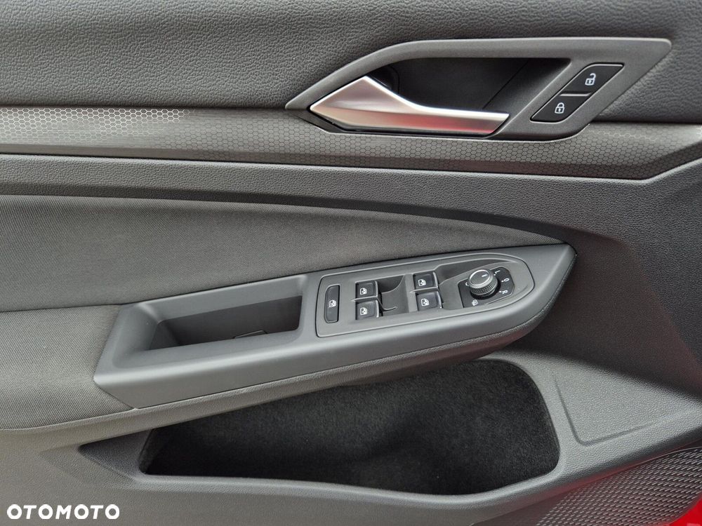 Volkswagen Golf - 13