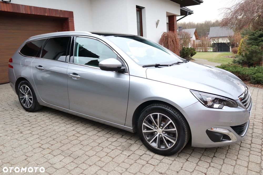 Peugeot 308 1.2 PureTech Allure Pack S&S - 6