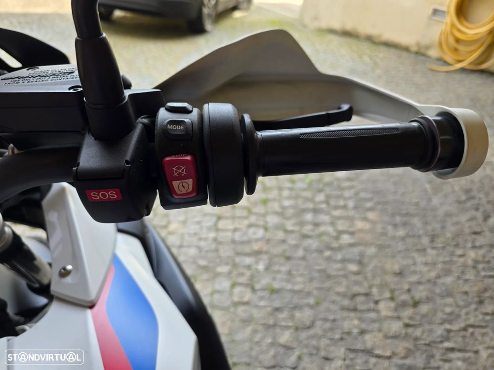BMW R 1250 GS HP AKRAPOVIC - 8