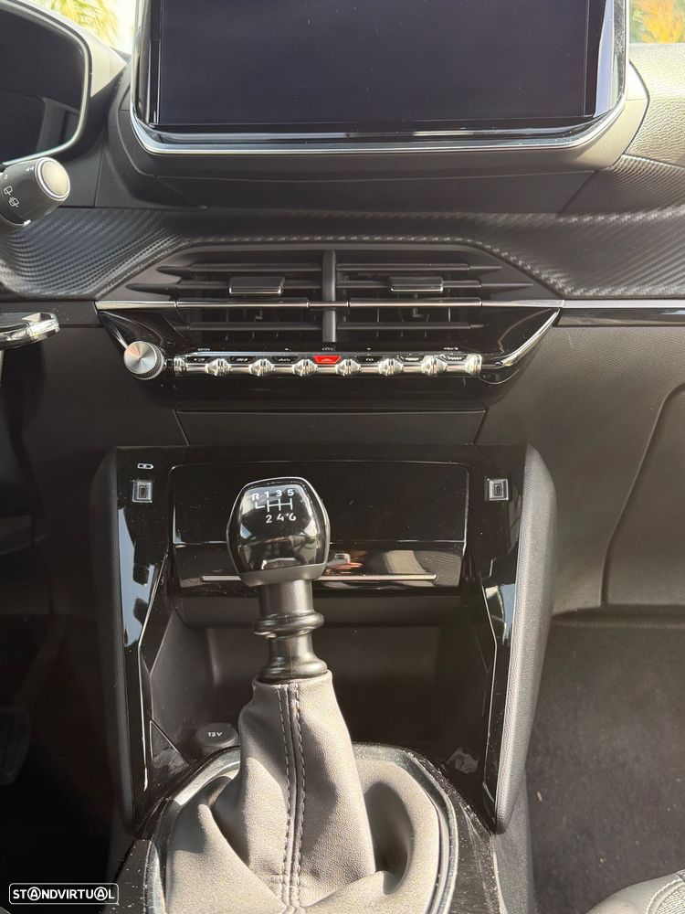 Peugeot 2008 1.2 PureTech Allure - 9