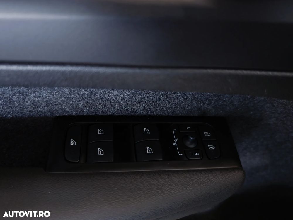 Volvo XC 40 T5 Recharge DKG Inscription Expression - 21