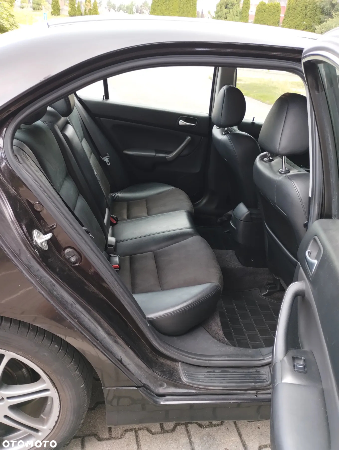 Honda Accord 2.0 Executive - 15