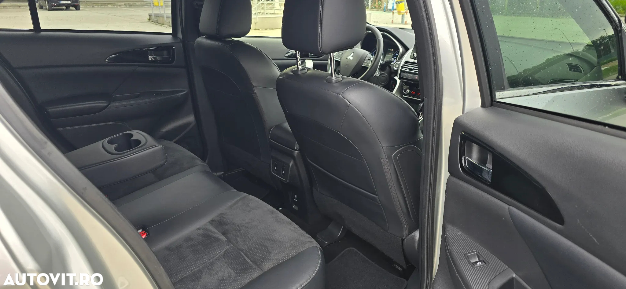 Mitsubishi Eclipse-Cross Plug-In Hybrid 4WD Plus Select - 19