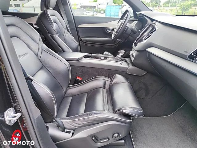 Volvo XC 90 D5 AWD R-Design 7os - 19