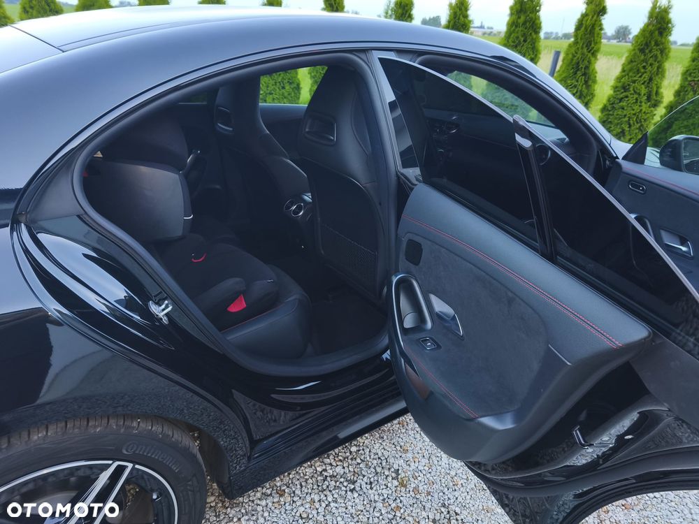 Mercedes-Benz CLA 200 mHEV AMG Line 7G-DCT - 13