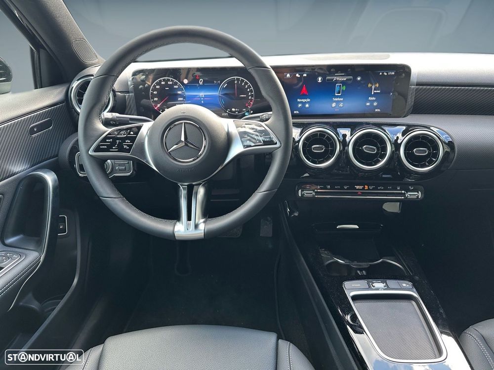 Mercedes-Benz A 250 Limousine e - 10