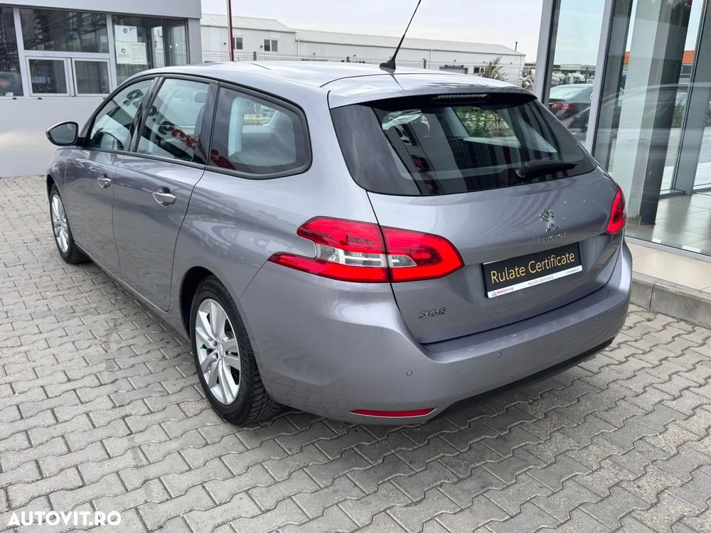 Peugeot 308 SW 1.2 L PureTech Turbo S&S Active - 6