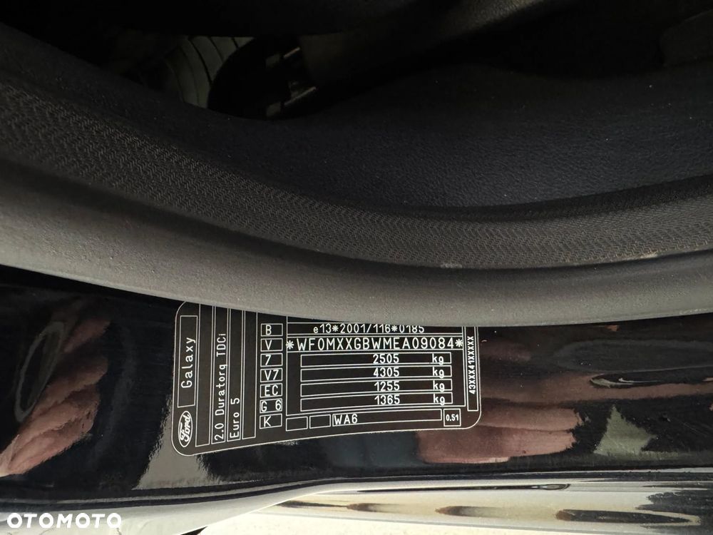 Ford Galaxy 2.0 TDCi Platinium X (Titanium) - 39