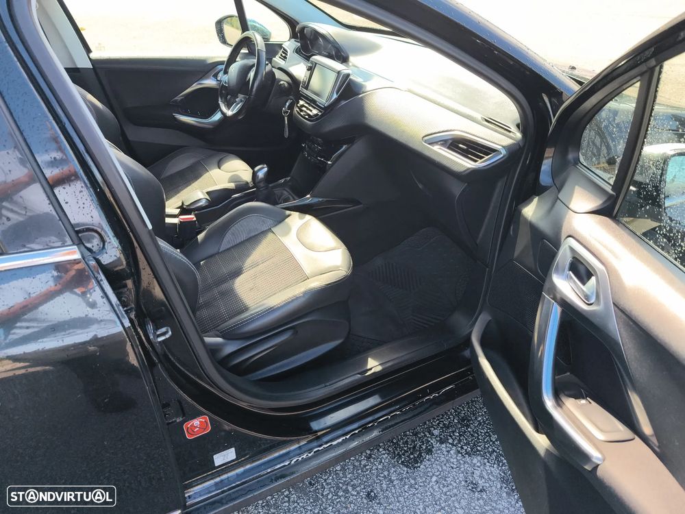 Peugeot 2008 1.2 PureTech Active - 33