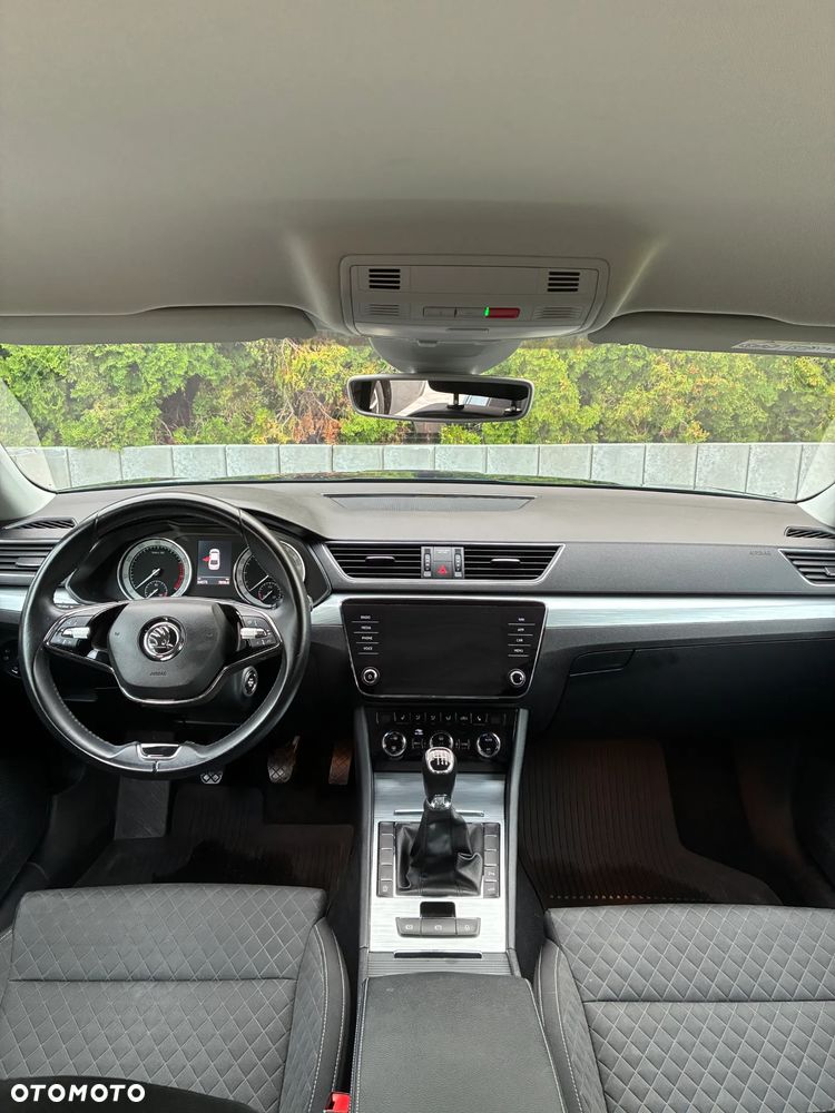 Skoda Superb 1.5 TSI ACT Ambition - 5