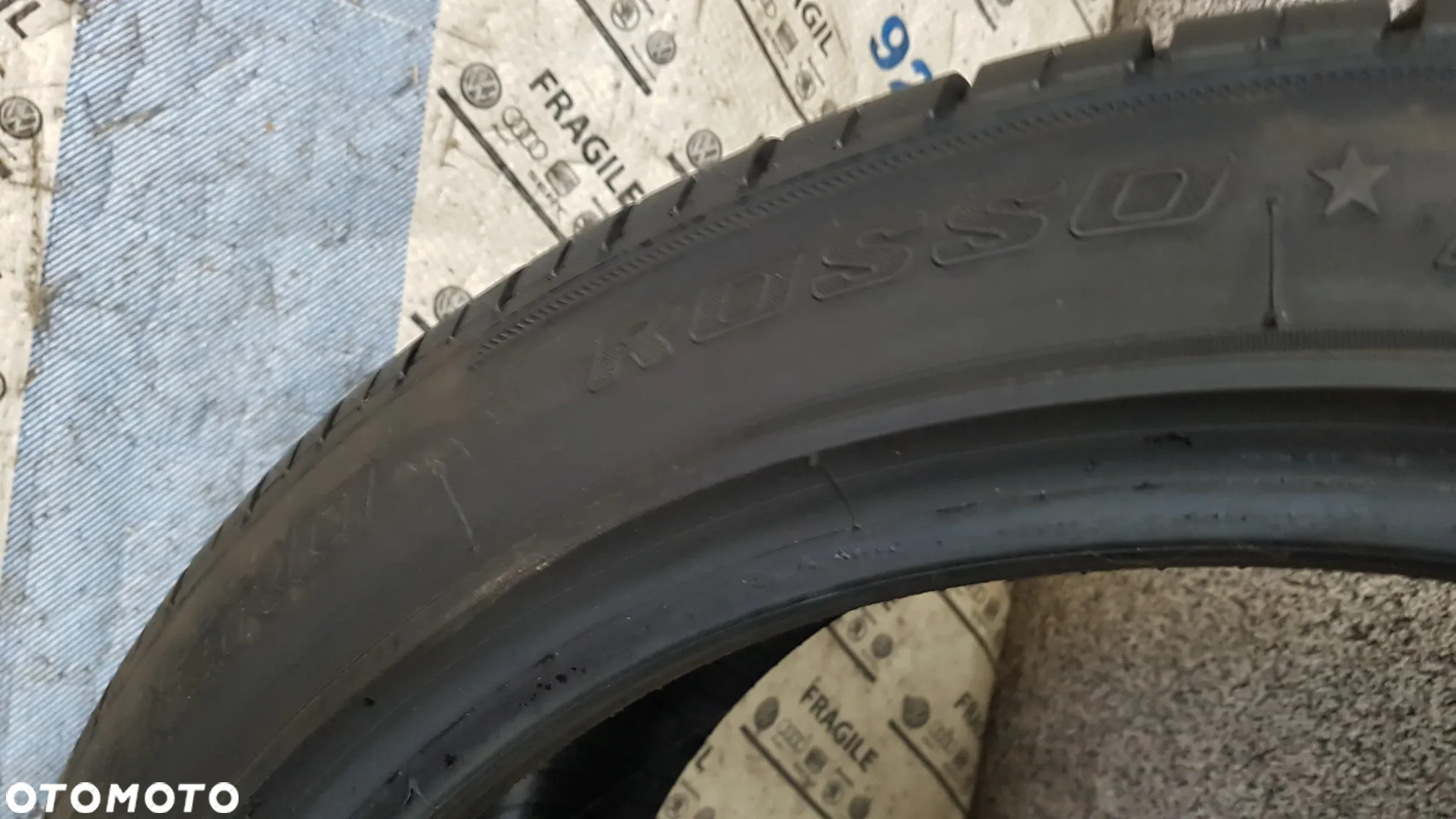 PORELLI PZERO ROSSO 235/45R19   235/45/19 - 7