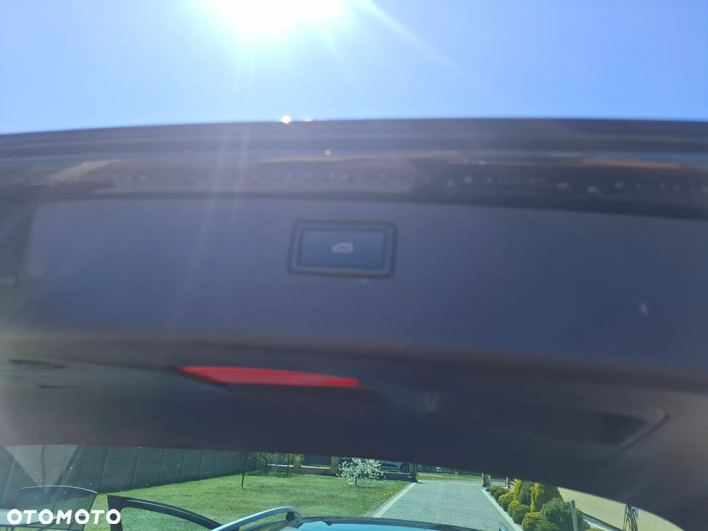 Volkswagen Passat - 17