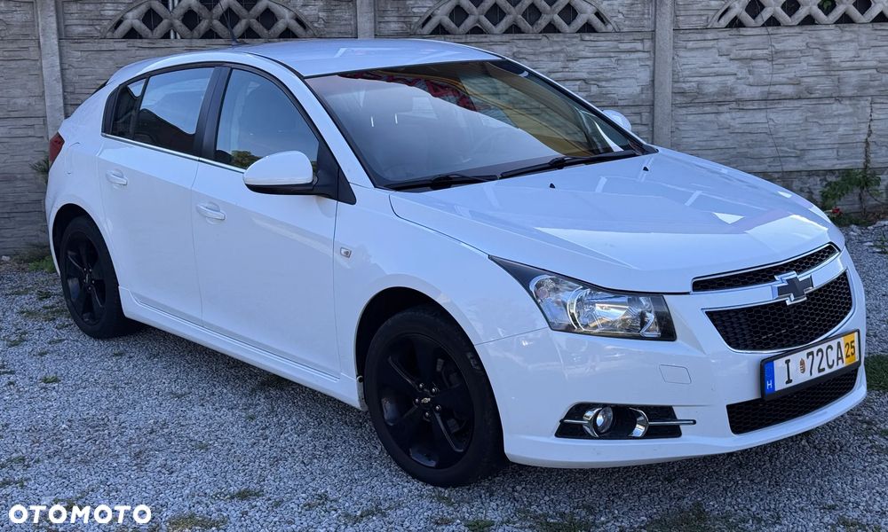 Chevrolet Cruze 1.8 LTZ+ - 18