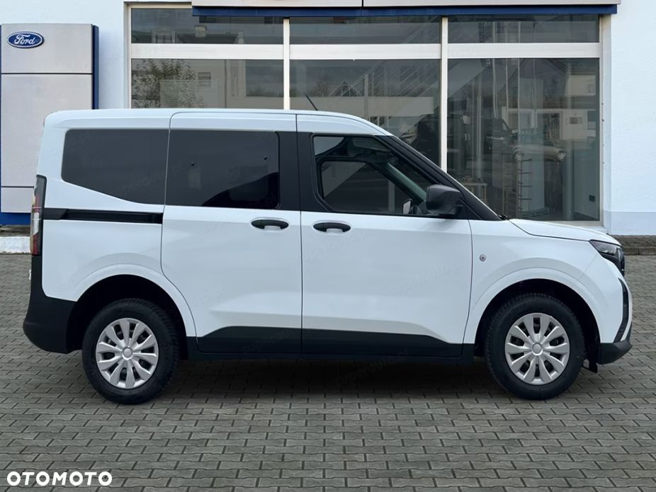 Ford Transit Courier - 6