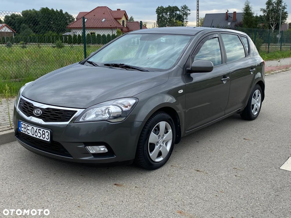 Kia Ceed Cee'd 1.4 Comfort - 1