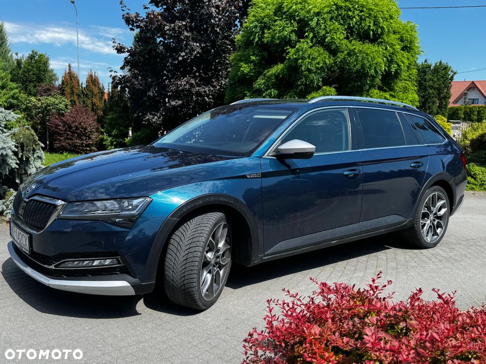 Skoda Superb 2.0 TDI SCR 4x4 Scout DSG - 4