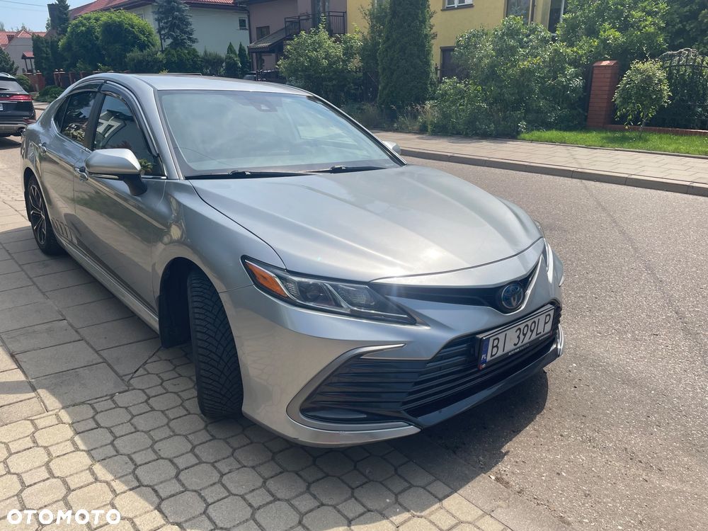 Toyota Camry 2.5 Hybrid Comfort CVT - 2