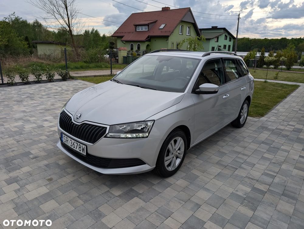 Skoda Fabia 1.0 TSI Ambition - 4