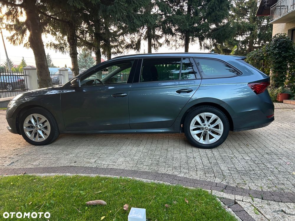 Skoda Octavia 2.0 TDI Ambition DSG - 11